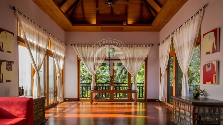 Chalet de 5 dormitorios en Rawai, Thailand No. 689 № 24
