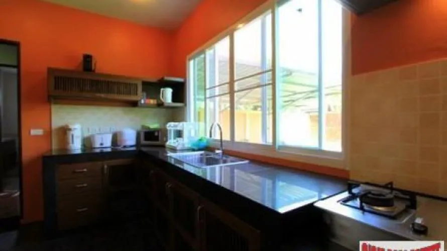 Chalet de 4 dormitorios en Rawai, Thailand No. 777