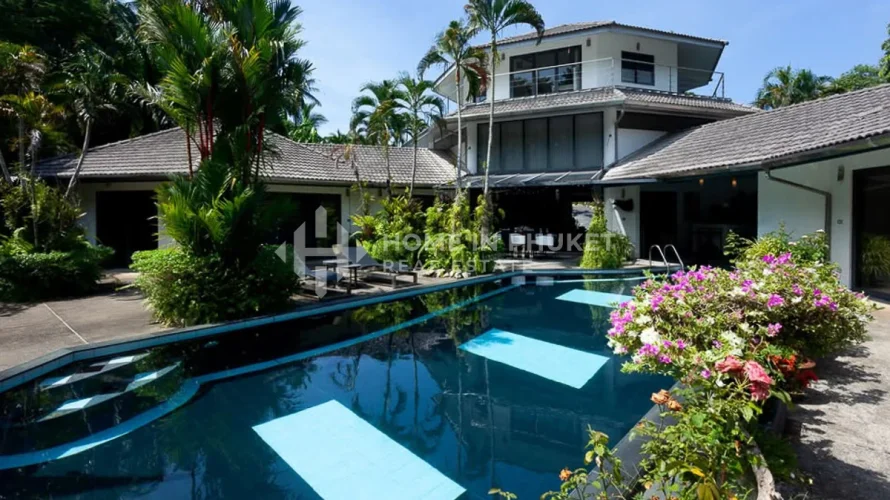 Casa de 5 dormitorios en Rawai, Thailand No. 1182