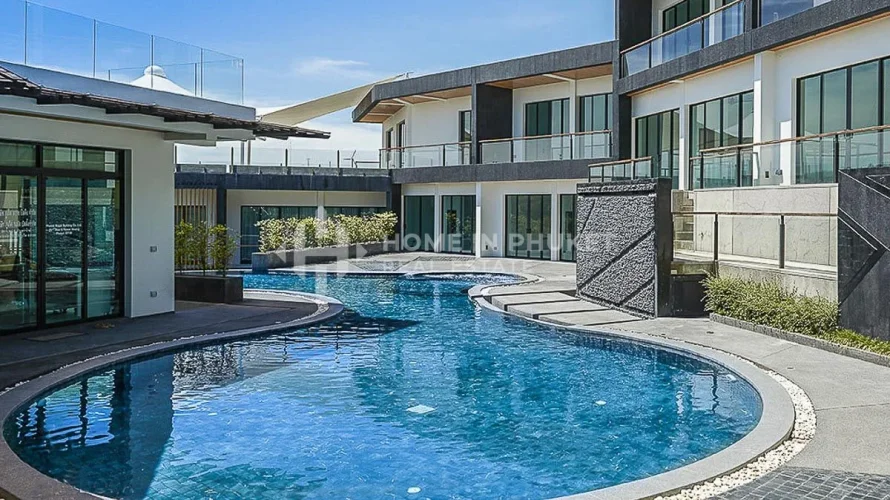 Condominium de 3 chambres à Rawai, Thailand No. 280 № 1