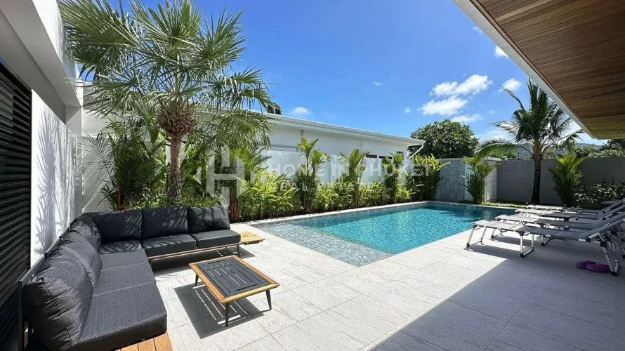 4 bedrooms house for sale, Rawai, Thailand No. 459