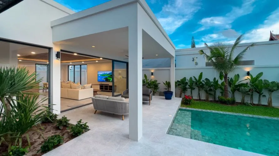 4 bedrooms villa for sale, Rawai, Thailand No. 173 № 14