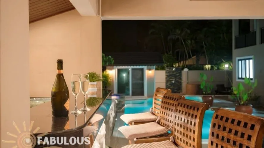 5 bedrooms villa for sale, Rawai, Thailand No. 629 № 8