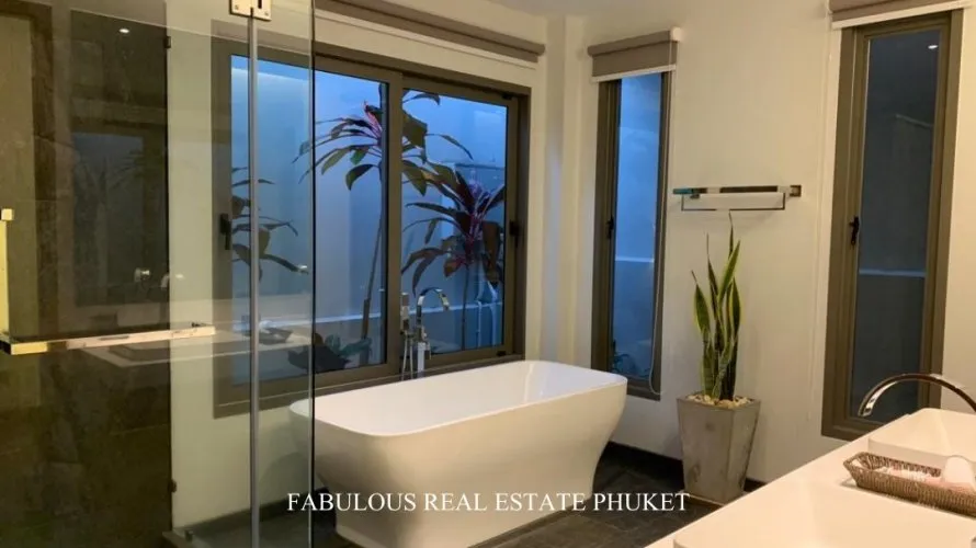 2 bedrooms villa for sale, Rawai, Thailand No. 681 № 6