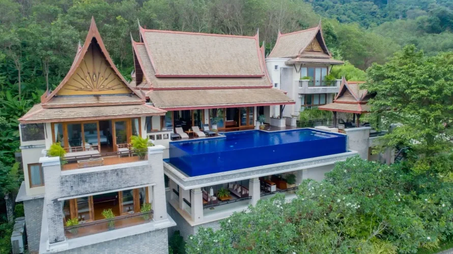 5 bedrooms villa for sale, Rawai, Thailand No. 687