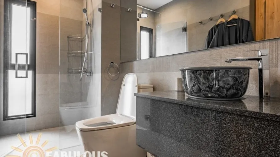 1 bedroom condominium for sale, Rawai, Thailand No. 639