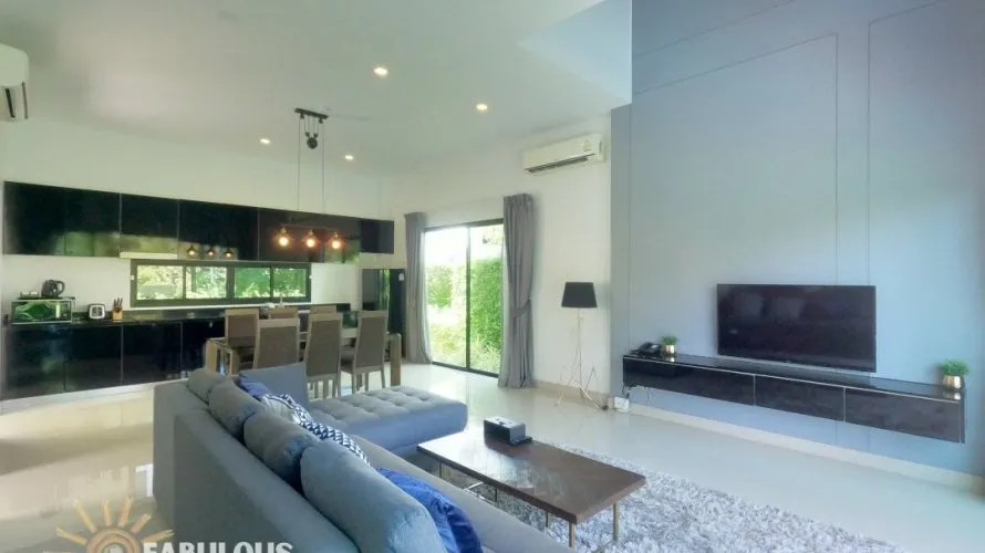 2 bedrooms villa for sale, Rawai, Thailand No. 683 № 4