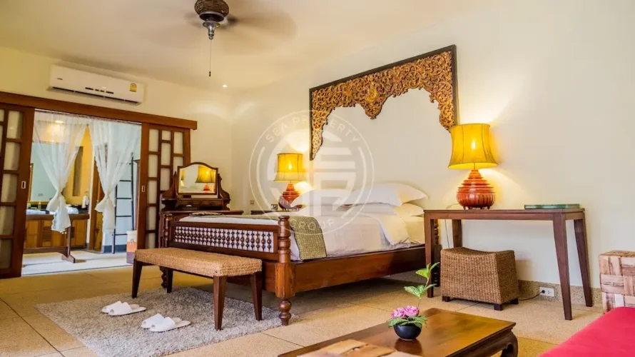 5 bedrooms villa for sale, Rawai, Thailand No. 689 № 16
