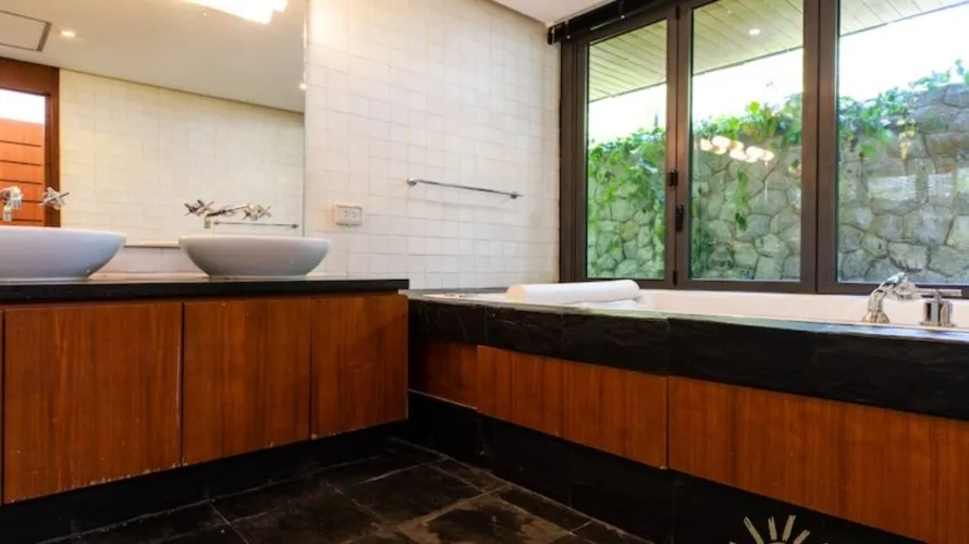 4 bedrooms villa for sale, Rawai, Thailand No. 615 № 6