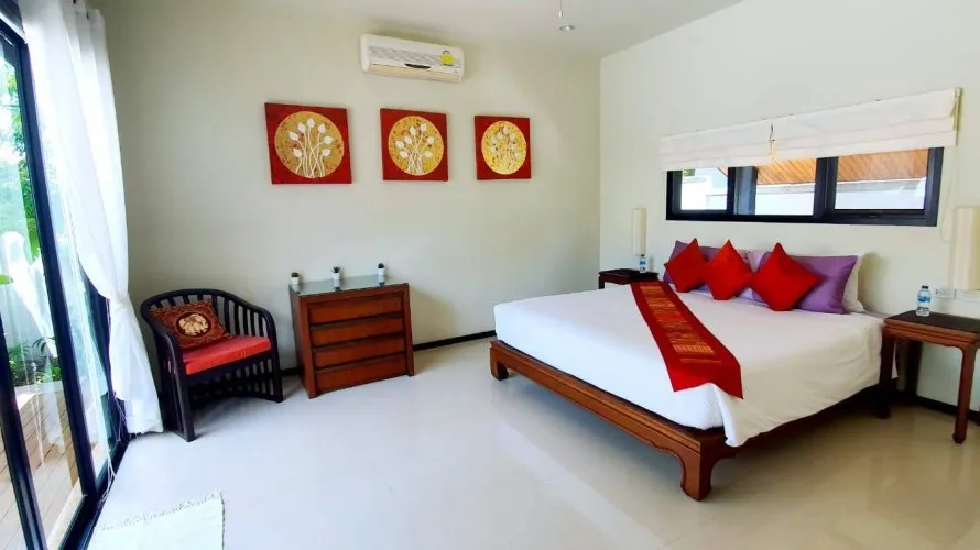 3 bedrooms villa for sale, Rawai, Thailand No. 178 № 2