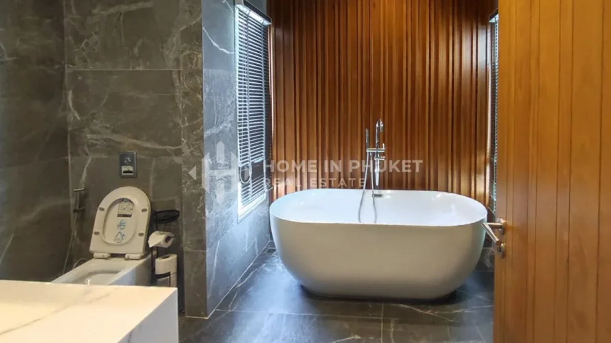 4 bedrooms house for sale, Rawai, Thailand No. 430 № 13