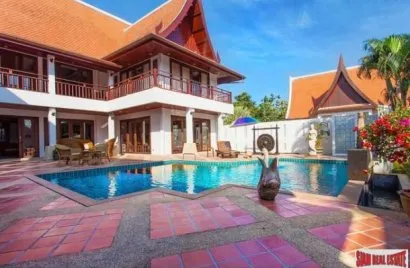 6 bedrooms villa for sale, Rawai, Thailand No. 782