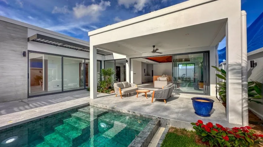 4 bedrooms villa for sale, Rawai, Thailand No. 173 № 16