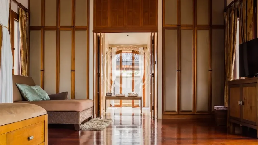 5 bedrooms villa for sale, Rawai, Thailand No. 689 № 7
