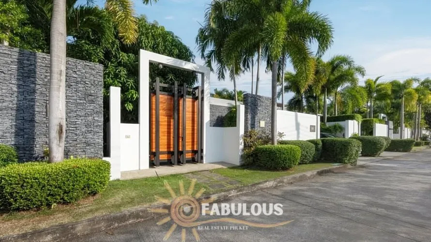 3 bedrooms villa for sale, Rawai, Thailand No. 618 № 3