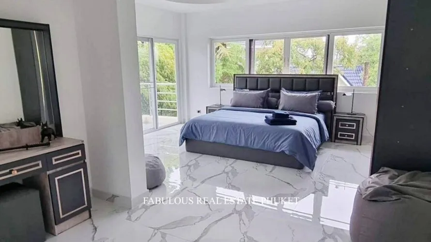 3 bedrooms villa for sale, Rawai, Thailand No. 665 № 6
