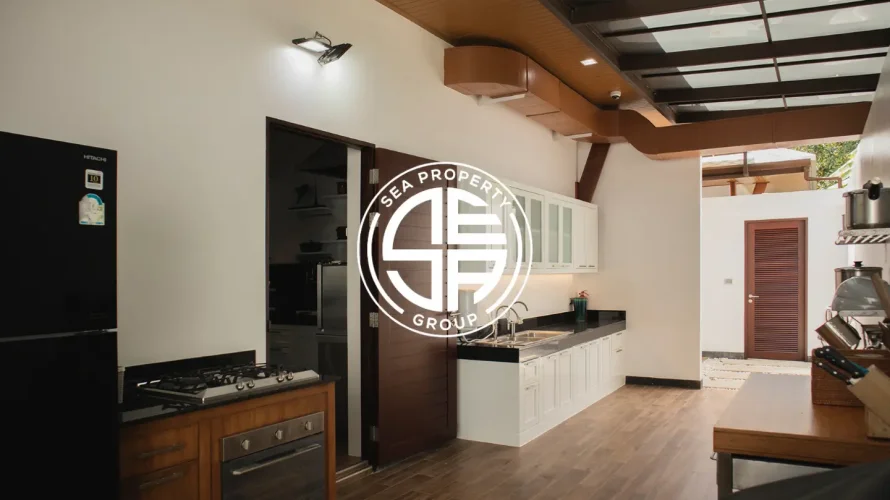 4 bedrooms villa for sale, Rawai, Thailand No. 731 № 1