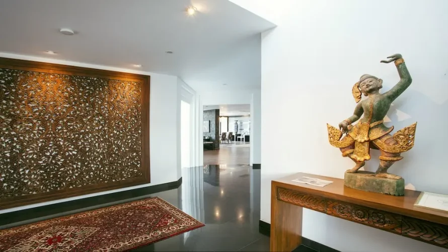 6 bedrooms villa for sale, Rawai, Thailand No. 688 № 4