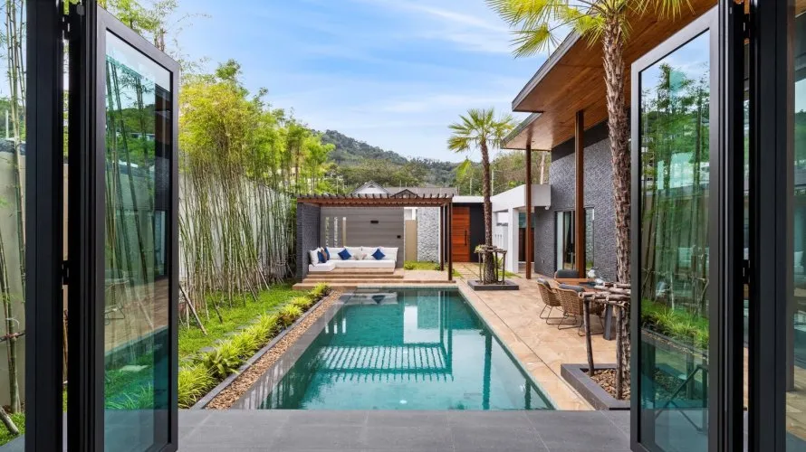 4 bedrooms villa for sale, Rawai, Thailand No. 557 № 14