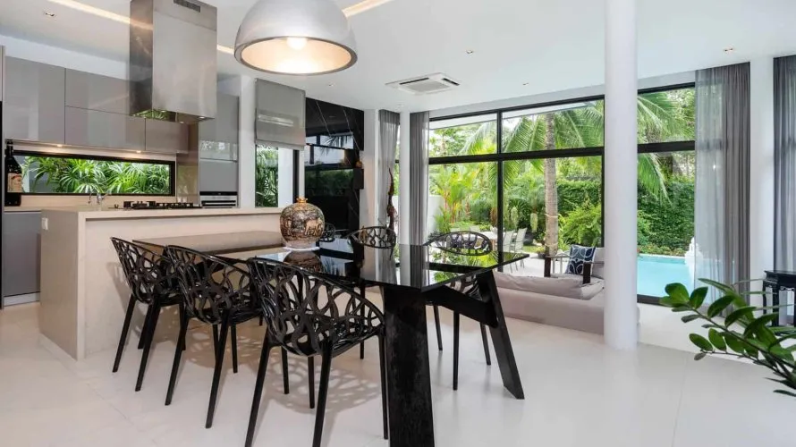 4 bedrooms villa for sale, Rawai, Thailand No. 549 № 6
