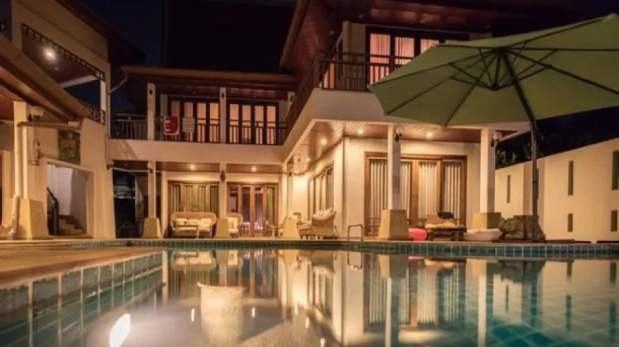 6 bedrooms villa for sale, Rawai, Thailand No. 782