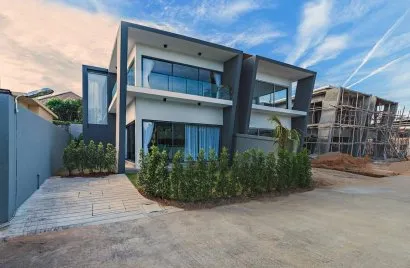 2 bedrooms house for sale, Rawai, Thailand No. 203