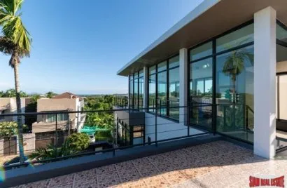 2 bedrooms villa for sale, Rawai, Thailand No. 816