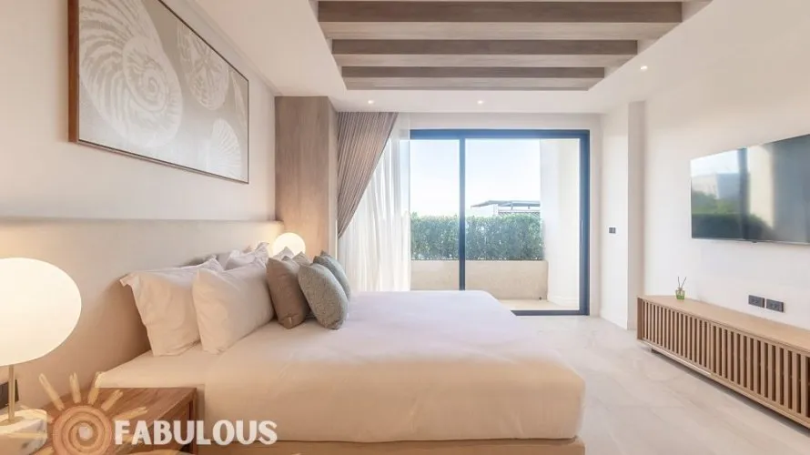 3 bedrooms villa for sale, Rawai, Thailand No. 630 № 12
