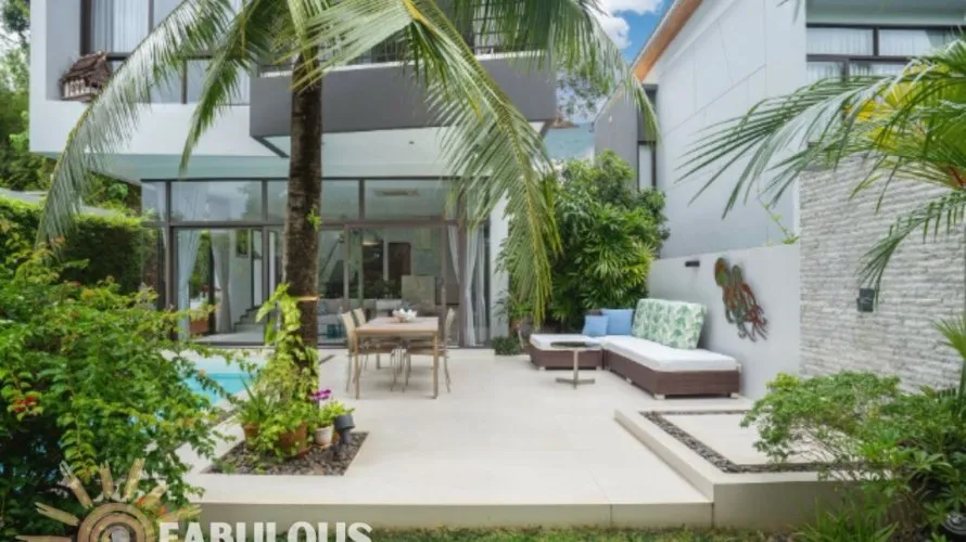 3 bedrooms villa for sale, Rawai, Thailand No. 647 № 2