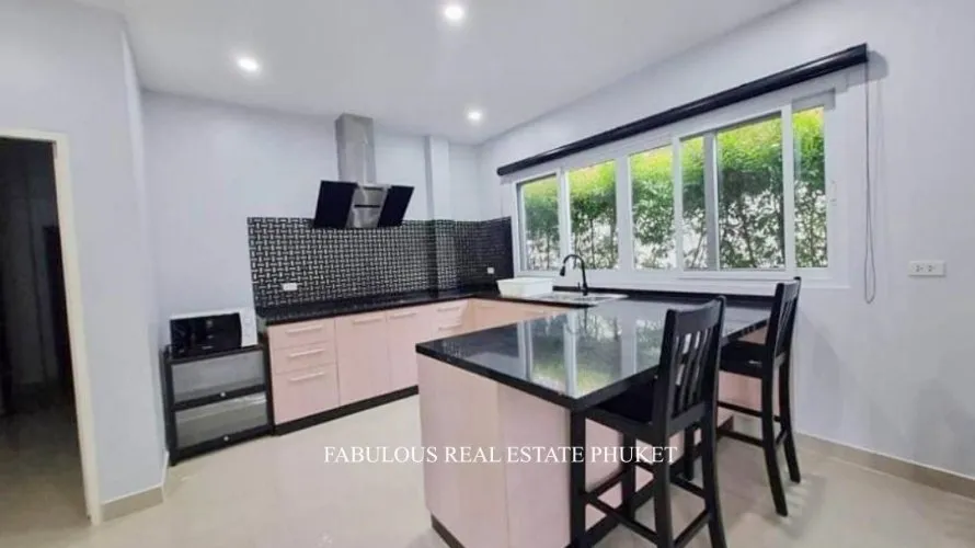 3 bedrooms villa for sale, Rawai, Thailand No. 668 № 7