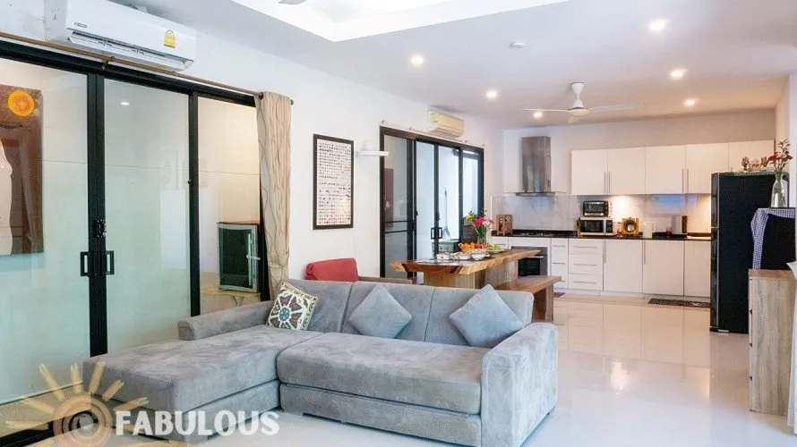 2 bedrooms villa for sale, Rawai, Thailand No. 667 № 14