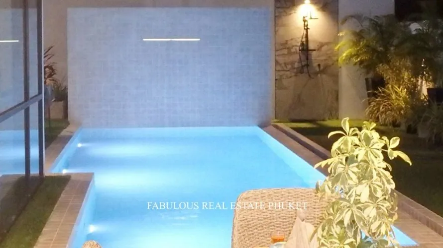 3 bedrooms villa for sale, Rawai, Thailand No. 661 № 10