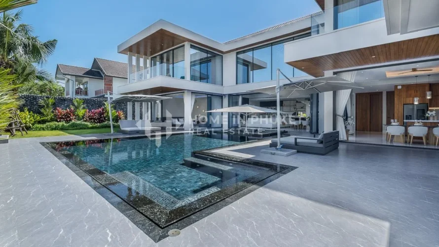 5 bedrooms house for sale, Rawai, Thailand No. 599
