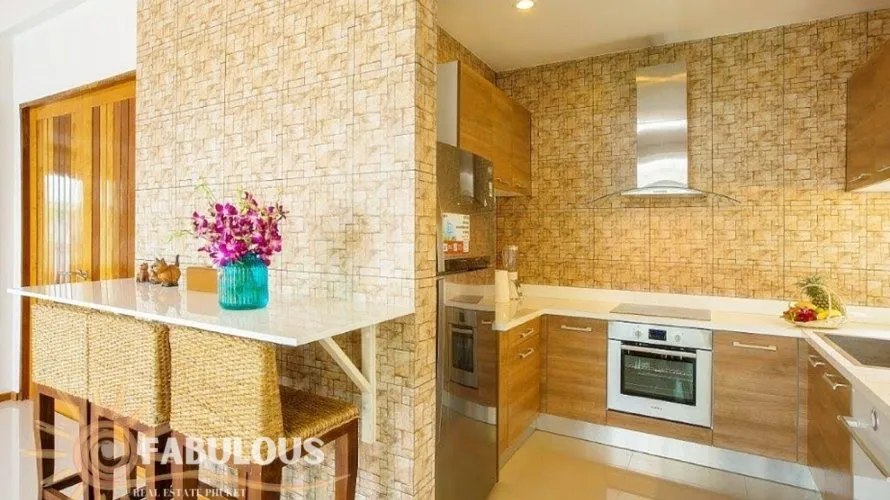 5 bedrooms villa for sale, Rawai, Thailand No. 686 № 4