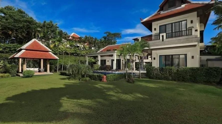 4 bedrooms villa for sale, Rawai, Thailand No. 403 № 1