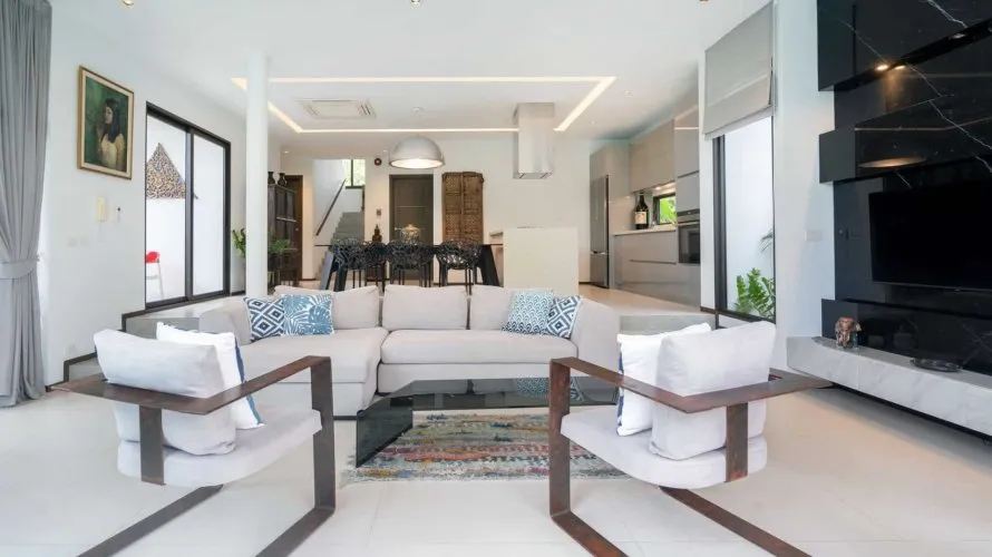 4 bedrooms villa for sale, Rawai, Thailand No. 549 № 2