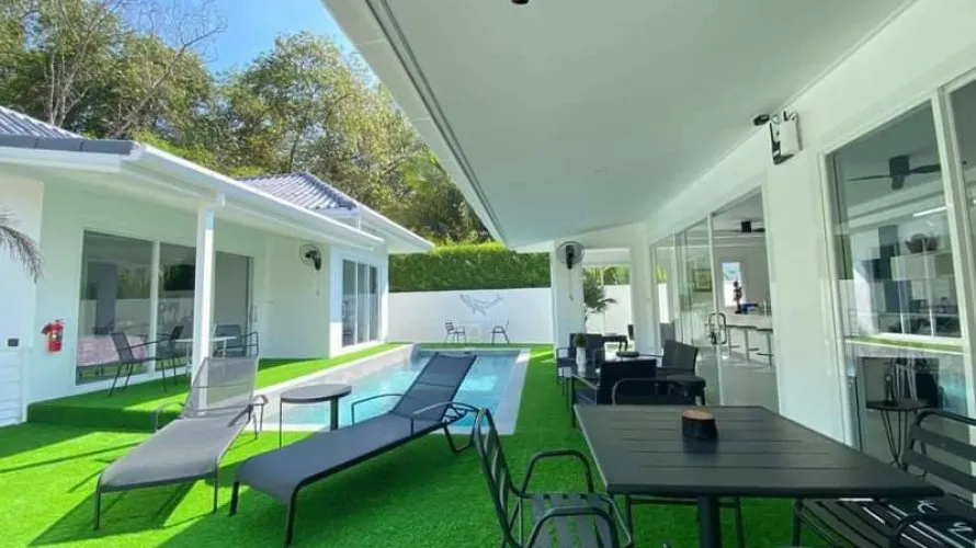 5 bedrooms villa for sale, Rawai, Thailand No. 401 № 24