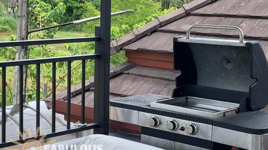 5 bedrooms villa for sale, Rawai, Thailand No. 651 № 11