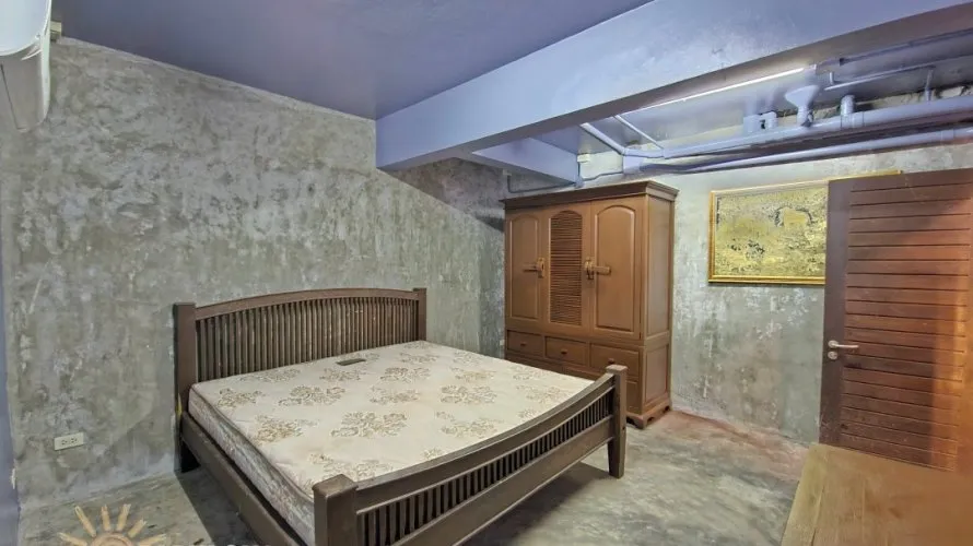 2 bedrooms villa for sale, Rawai, Thailand No. 648