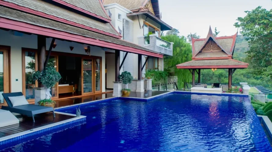 5 bedrooms villa for sale, Rawai, Thailand No. 687 № 17