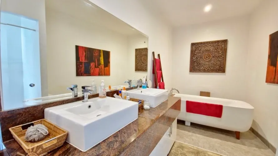 2 bedrooms villa for sale, Rawai, Thailand No. 648 № 10