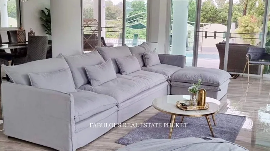 3 bedrooms villa for sale, Rawai, Thailand No. 665 № 9