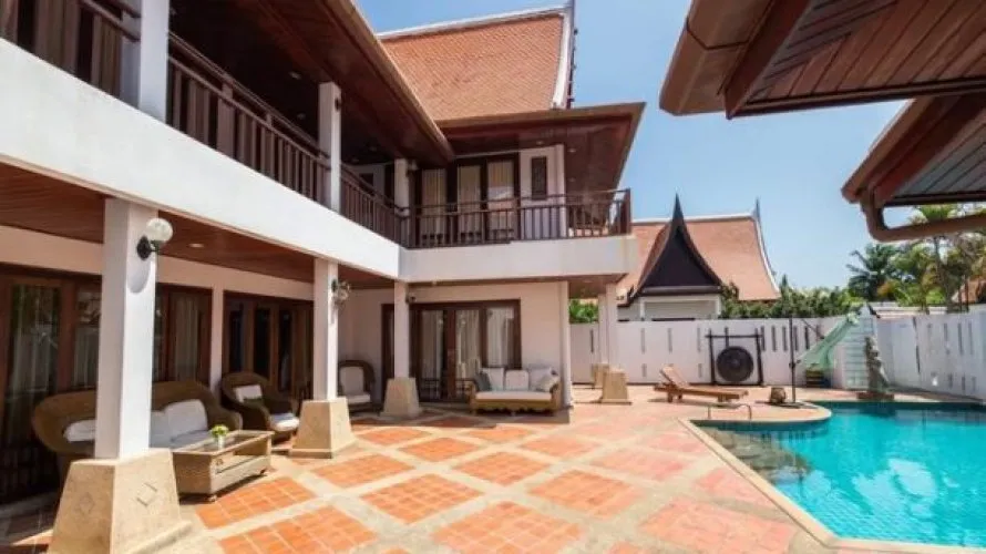 6 bedrooms villa for sale, Rawai, Thailand No. 782 № 2