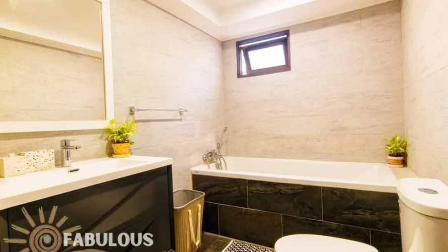 5 bedrooms villa for sale, Rawai, Thailand No. 629 № 12