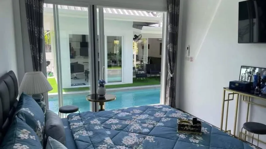 5 bedrooms villa for sale, Rawai, Thailand No. 401 № 12