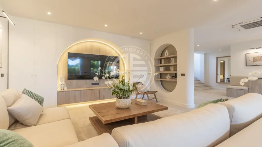 3 bedrooms villa for sale, Rawai, Thailand No. 696 № 5