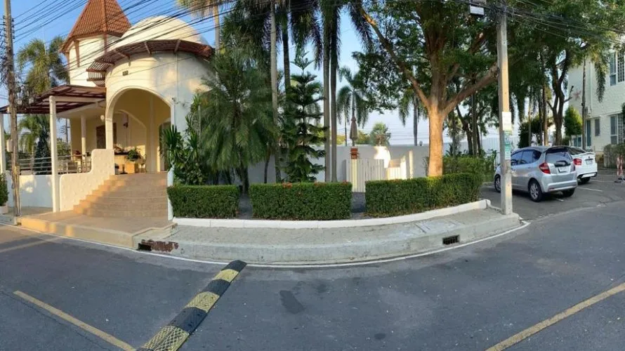3 bedrooms villa for sale, Rawai, Thailand No. 779