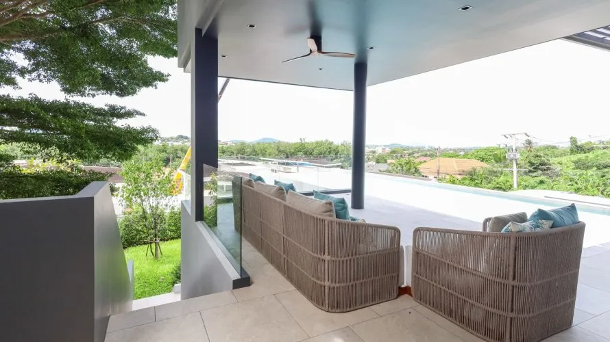 4 bedrooms villa for sale, Rawai, Thailand No. 180 № 9