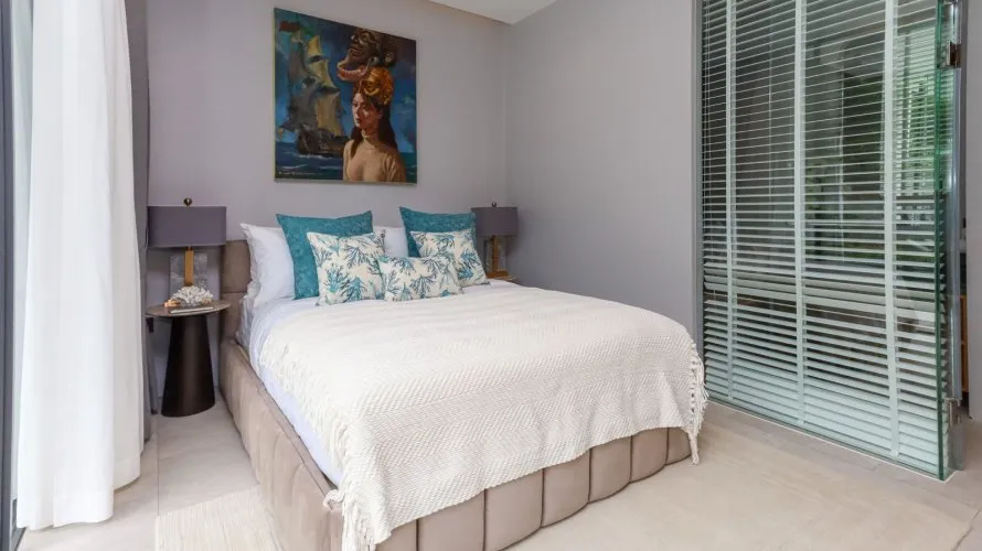 4 bedrooms villa for sale, Rawai, Thailand No. 180