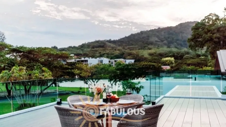 7 bedrooms villa for sale, Rawai, Thailand No. 623 № 2